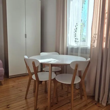 Bed and breakfast Przestronne W Domu Prywatnym Ze Wspolna Lazienka Prywatnosc I Komfort *