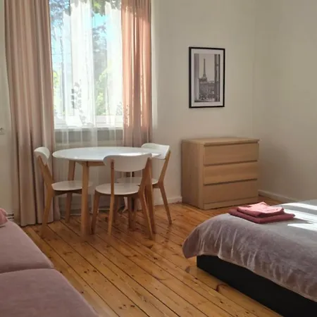 Bed and breakfast Przestronne W Domu Prywatnym Ze Wspolna Lazienka Prywatnosc I Komfort Breslavia