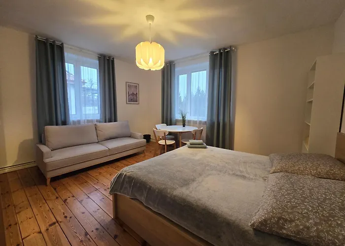 Przestronne W Domu Prywatnym Ze Wspolna Lazienka Prywatnosc I Komfort *